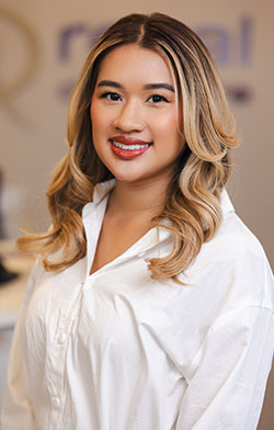 Lois Le - Registered Dental Hygienist​
